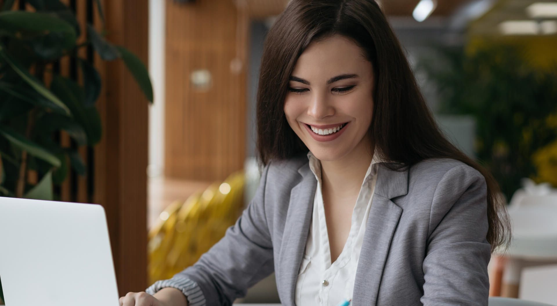 Estudiar carreras online o semipresenciales