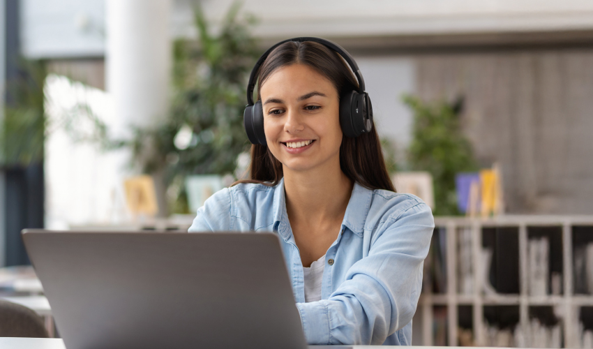 Expertos internacionales se reúnen en seminario sobre la calidad de la educación online 