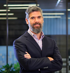 Agustín De la Cuesta Whittle