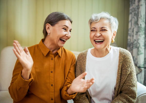 Imagen referencial para un evento de Iplacex titulado: Viaje a través de la estimulación cognitiva: Estrategias para cuidadores del adulto mayor