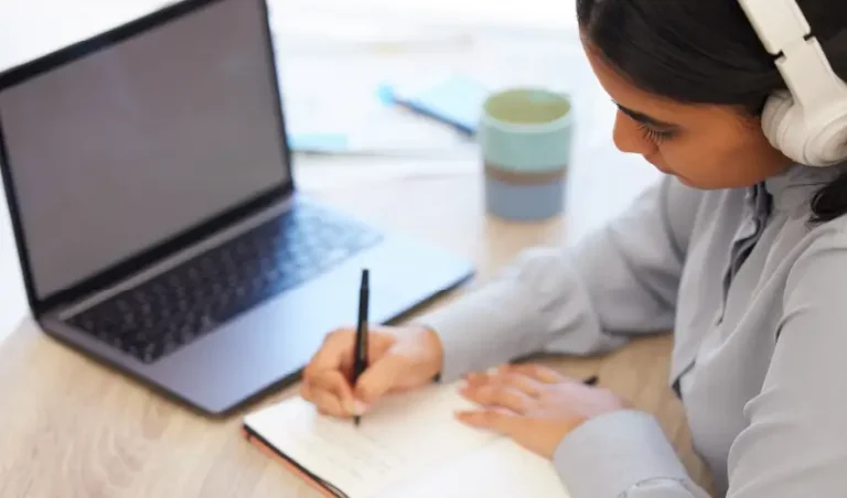 ¿Por qué considerar la continuidad de estudios para mejorar tus oportunidades laborales?